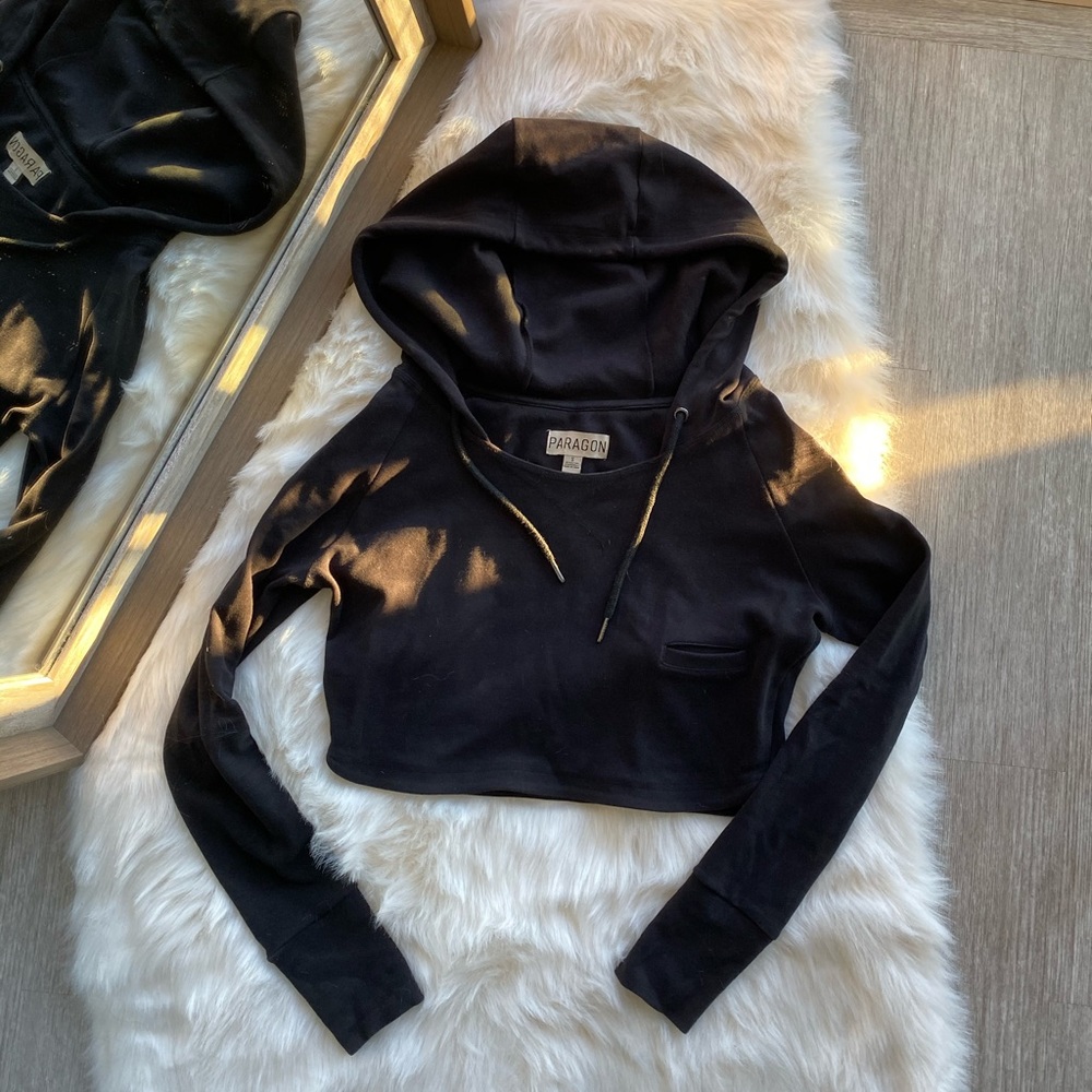 Paragon Fitwear Verona Cropped Hoodie